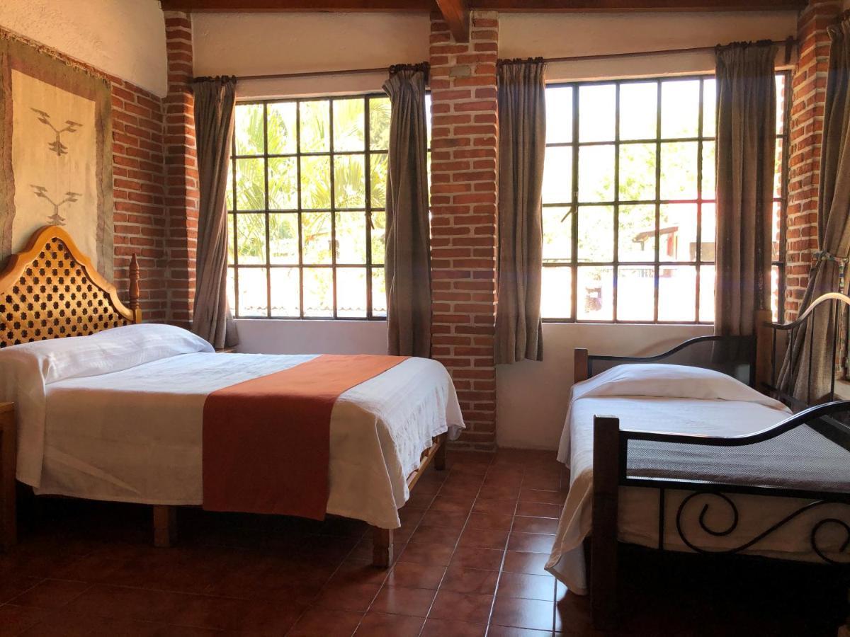 Hotel La Posada Del Valle (Adults Only) Tepoztlán Exteriör bild