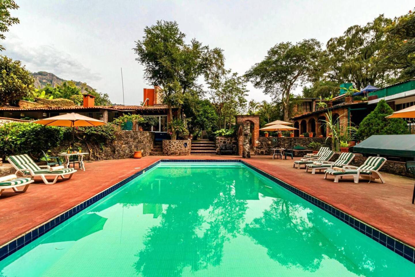 Hotel La Posada Del Valle (Adults Only) Tepoztlán Exteriör bild