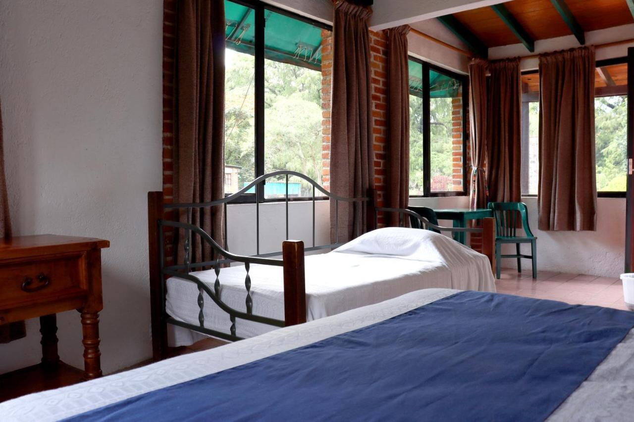 Hotel La Posada Del Valle (Adults Only) Tepoztlán Exteriör bild